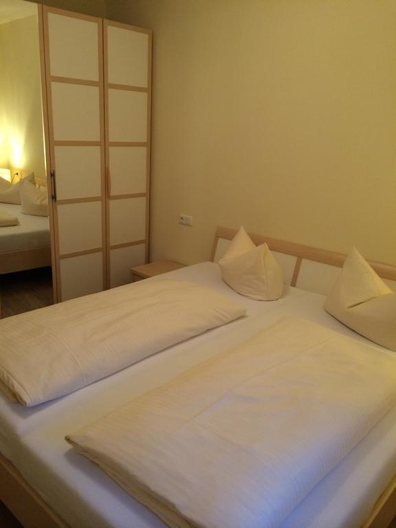 Apartments Clara Garmisch-Partenkirchen Quarto foto
